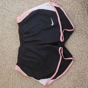 DO NOT BUY!! I AM TRADING